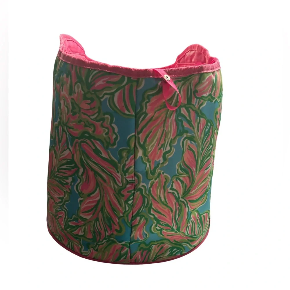 Lilly Pulitzer Trippin N Sippin Beachy Beverage Bag In Vibrant Pink and Green